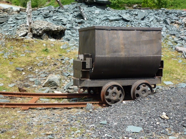 Ye olde mining wagon